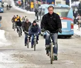 Vintercyklister i centrum , 2004