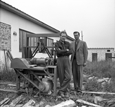 Två arbetare från ett snickeri i Hedesunda