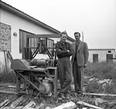 Två arbetare från ett snickeri i Hedesunda