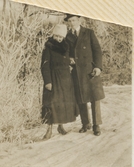 Lisa (1898 - 1997) och Axel Johansson (1895 - 1974), Labacka Lund år 1920. Axel var född på gården.