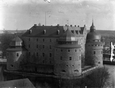 Örebro slott från Centralpalatset, 1920-tal