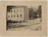 Bondykyrkoförsamlingens kommunalhus, Drottninggatan 13, Uppsala 1890