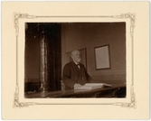 Räntmästare Herman Gyllenhaal i Räntekammaren, Universitetshuset, Uppsala omkring 1890