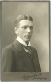 Porträtt på Albert Johansson, Född 23 maj år 1892.