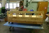 Baksida på kökssoffa som ska renoveras på arbetsterapin, 2005