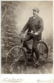 Västerås, Sturegatan.
Lars Uppling på cykel. c:a 1900.