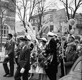 Studentfirande, bröderna Åhman i studentparad