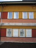 Fönster på Vivallaskolan, 2005