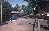 Iläggning av kanoter vid slussen, 1970-tal