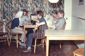 Tonåringar på ungdomsgård , 1950-tal