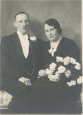 Bröllopsfoto av Elin Pettersson, Högen, och Johan Rothvall, Vommedal Östergård 