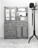 Grönbetsade furuskåp