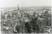 Västerås. 
Vy från gamla vattentornet på Djäkneberget, mot OSO. 1980.