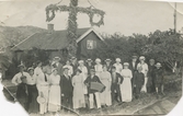 Sommargäster firar midsommar vid Torrekulla 