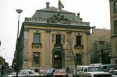 Pampig entré till Riksbanken på Engelbrektsgatan, 1980-tal