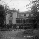 Uteservering vid Villa Fågelsång i Adolfsberg, 1960-tal