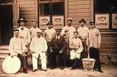 Gipsarbetare vid Nya Asfalt på Engelbrektsgatan 40, ca 1900