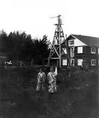 Systrarna Mary och Rika i Big Delta i Alaska, 1932