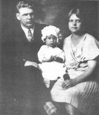 Herr och Fru Stockhaus med dottern Lorraine i USA