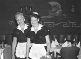 Signe och Elsa på restaurang Kungsholm i USA, 1950-tal