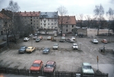 Parkering på byggtomt på Kungsgatan, 1982