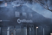 Avbränt tak vid branden vid Gotthards, april 1982