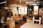 Syslöjdsundervsining i Brickebackens skola, 1972-09-28