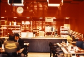 Matservering i Brickebacken centrum, 1972-09-28