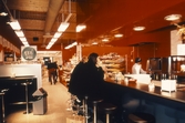 Servering i Brickebacken centrum, 1972-09-28