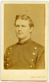 Porträtt på Löjtnant Paul Peter Per Hintze. Född år 1855, död år 1885. Blev underlöjtnant vid Jönköpings regemente år 1875.
