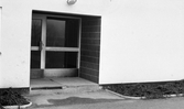 Entré till Vintrosa skola, Vintrosa, 1974