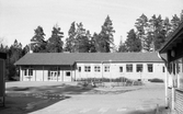 Skolgården på Mariebergsskolan i Mosås, 1974