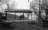 Garagelänga på Bodekullsvägen i Mosås, 1974