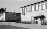 Flera skolbyggnader vid Lillåns skola, 1974