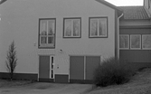 Entré och garage till Solgården i Stora Mellösa, 1974