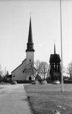 Bildparkering vid Glanshammars kyrka, 1974