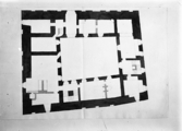 Västerås slott. Planritning av bottenvåningen. Uppmätning troligen av C. Hårleman, 1740-talet.