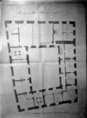 Västerås slott. Planritning över våningen två trappor upp (= tredje våningen). Östra längan th. Uppmätning och ritning L.P. Nordstedt, 1840-tal.