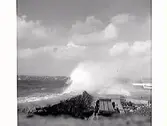 Höststormen i september 1969. Samtliga båtar vid bryggan slet sig och spolades upp på land vid Ölmanäs-Gårda brygga.