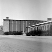 Två olika huskroppar på Vasaskolan, 1960