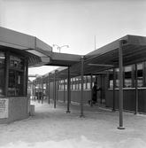 Passage till bussarna på busstationen, efter 1963