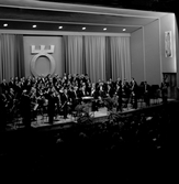Avslutning av musikföreställning på Konserthuset, 1960-tal