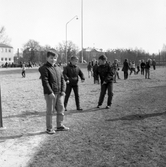 Elever på skolgården på Södra Lillåstrandskolan, 1960-tal