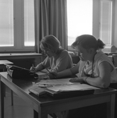 Elever i klassrum på Virginska skolan, 1960-tal