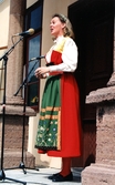 Sångerska på Det stora kakkalaset på Skansen i Stockholm, 1998