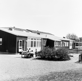 Personal och barn vid daghem i Baronbackarna, 1960-tal