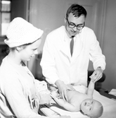 Hälsoundersökning på daghemmet på Vasagatan, oktober 1967