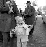 Barn med ballong på Hindersmässan, 1960-tal