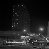 Julbelysning längst Drottninggatan vid Krämaren, 1960-tal