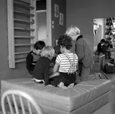 Lek med lego på daghemmet i Almby, 1970-tal